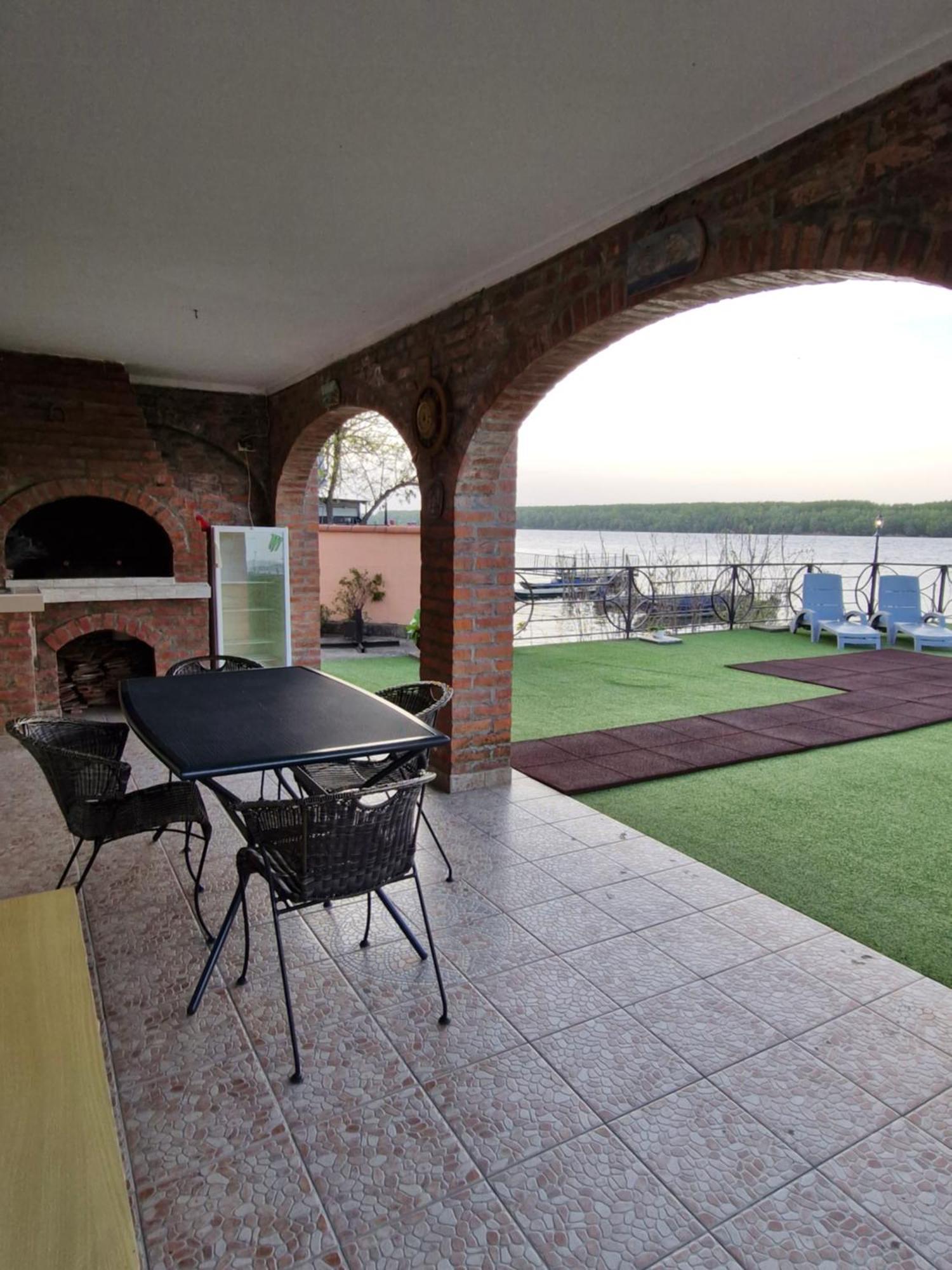 Vila Soleil Smederevo Ngoại thất bức ảnh